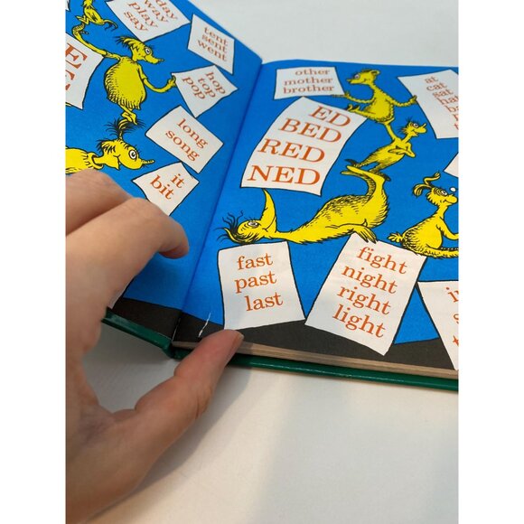 Vintage Dr. Seuss Hop on Pop Hardcover Children's Book - Picture 4 of 7